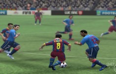 ps2_iniesta_control_1_-235x150.jpg